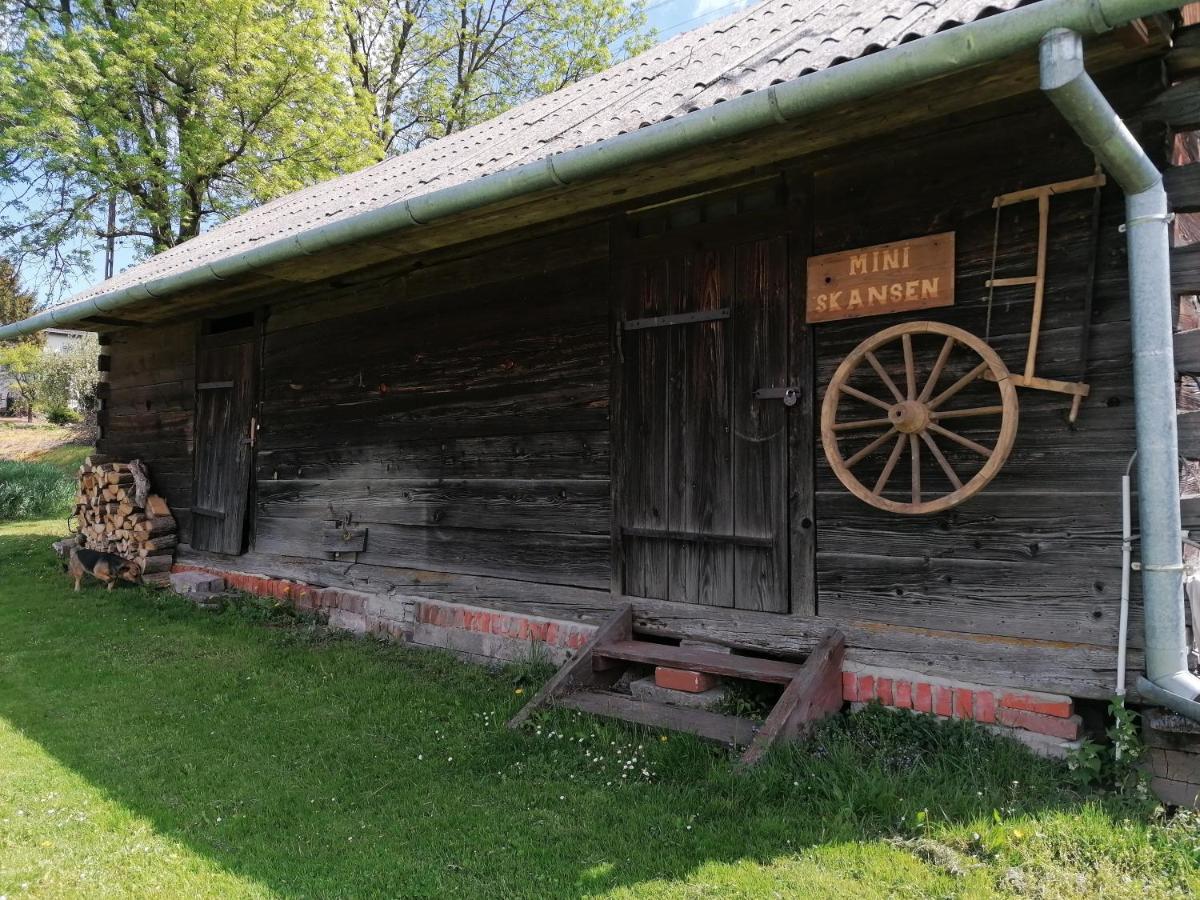 Villa Domek Na Wsi Tomaszów Lubelski Exterior foto